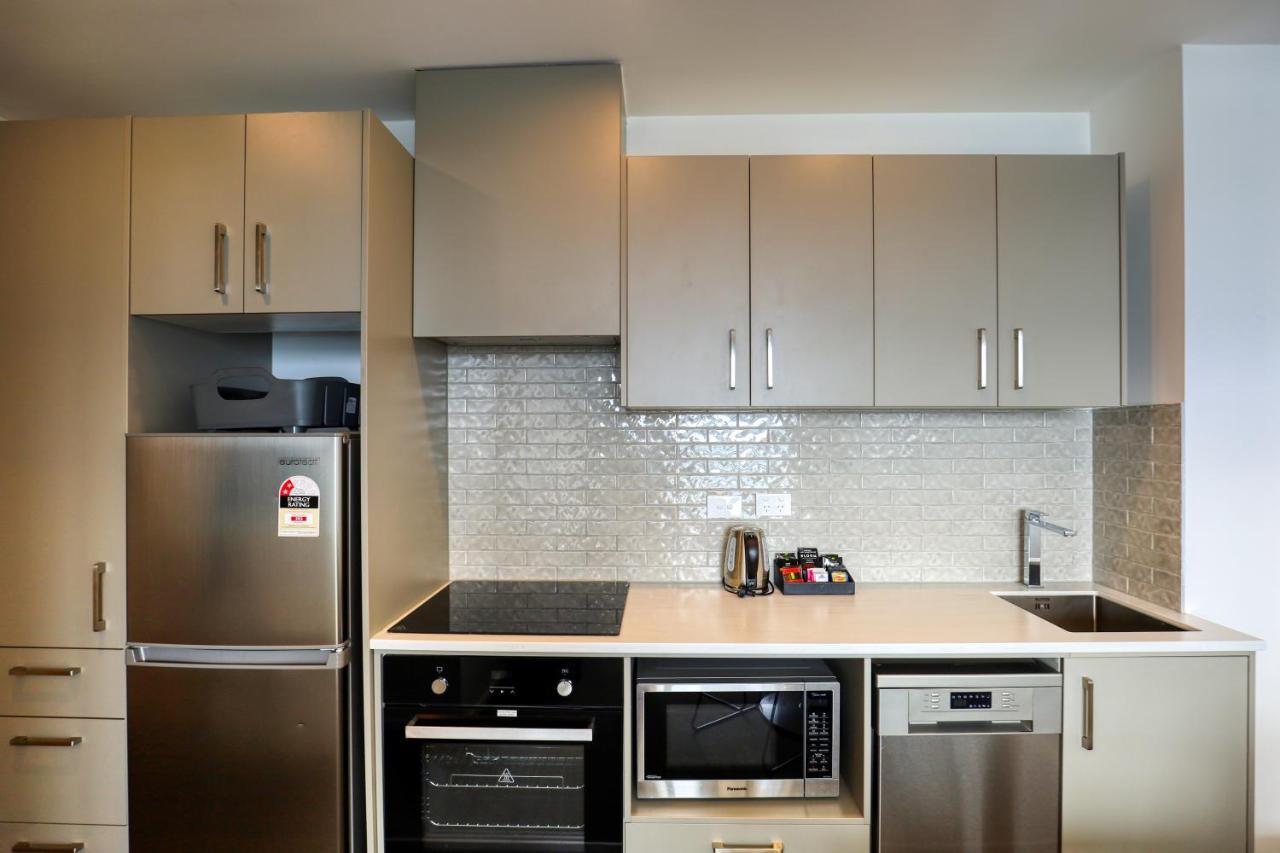 Ramada Suites By Wyndham Victoria Street West Auckland Dış mekan fotoğraf