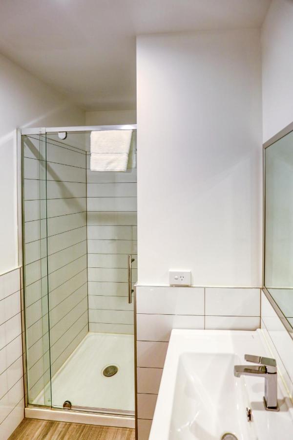 Ramada Suites By Wyndham Victoria Street West Auckland Dış mekan fotoğraf