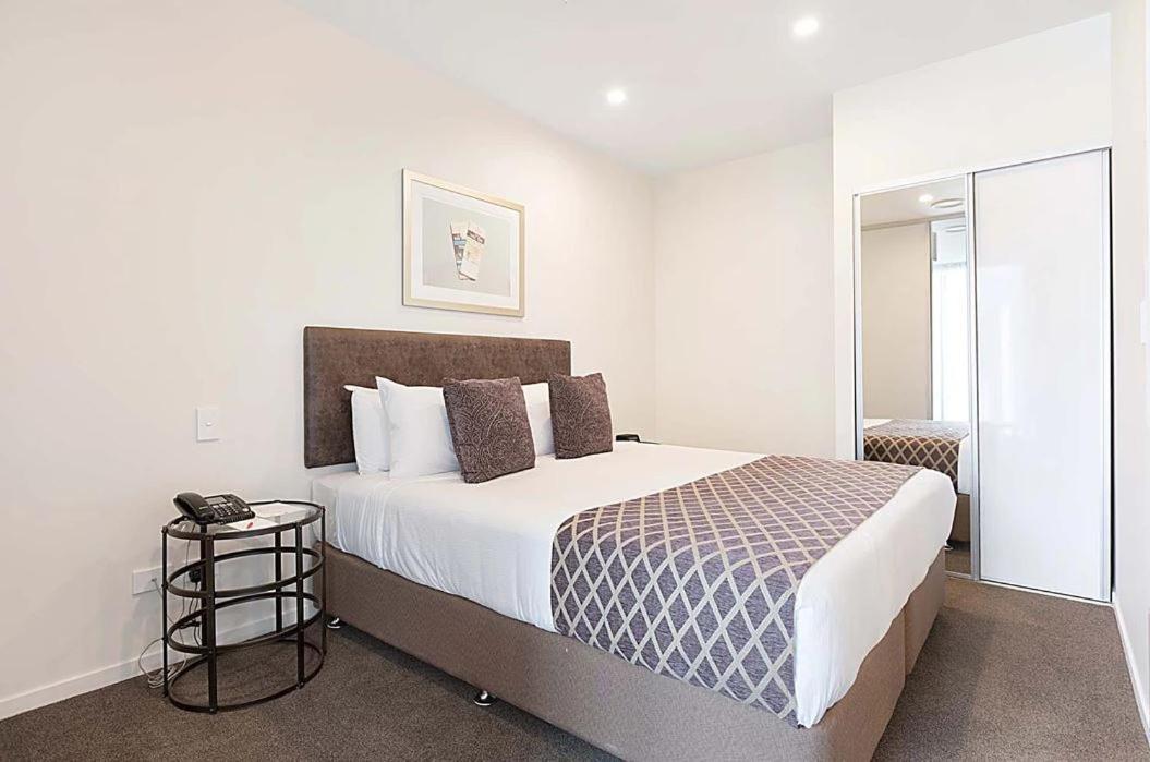 Ramada Suites By Wyndham Victoria Street West Auckland Dış mekan fotoğraf
